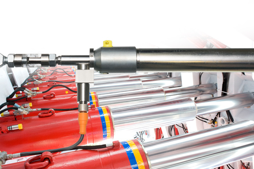 Position detection in the hydraulic cylinder 